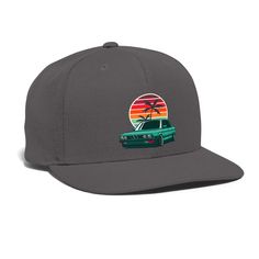 Snapback cap, size adjustable, featuring flat brim with contrasting green underside. 80% acrylic, 20% wool Gray Casual Snapback Hat With Flat Brim, Gray Flat Bill Baseball Cap, Gray Flat Brim Baseball Cap, Casual Gray Snapback Hat With Visor, Casual Gray Visor Snapback Hat, Gray Flat Bill Hat For Streetwear, Gray Flat Brim Hat For Streetwear, Gray Snapback Visor Hat For Streetwear, Gray Flat Cap For Streetwear