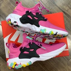 Nike React Presto, All Nike Shoes, Shoes Box, Nike React, Girl Running, Nike Huarache, Shoe Box, Yellow Black, Air Jordan Sneaker