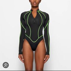 Skims Moto Contour Size 4x . Brand New With Tags! Check Out Other Listing For Leggings. Make Me An Offer Trendy Black Bodysuit For Sports, Contour Bodysuit, Mock Neck Bodysuit, Bodysuit Black, Mock Neckline, Black Xs, Black Bodysuit, Black Media, Half Zip