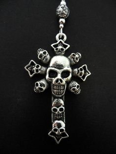 "This is a lovely skull cross themed pendant necklace. The cross is approx. 3cm long x 2cm wide. On an 18\" silver plated snake chain. Thanks for looking!!" Gothic Silver Necklace With Skull Print, Gothic Silver Jewelry With Skull Print, Silver Cross Jewelry For Halloween, Silver Cross Pendant Jewelry For Halloween, Halloween Silver Jewelry With Cross Pendant, Punk Style Silver Cross Pendant Jewelry, Silver Cross Necklace For Halloween, Pretty Hands, Beaded Pendant Necklace