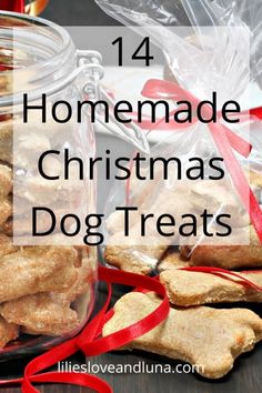 Dog Treats For Christmas, Christmas Cookies For Dogs, Christmas Dog Biscuits, Homemade Christmas Dog Treats, Dog Christmas Cookies, Dog Cookies Recipe, Kitty Treats, Animal Treats