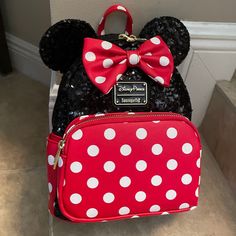 -100% Authentic Disney Parks Exclusive Loungefly Backpack -Brand New W/ Tag -Features 2 Zipper Compartments And 2 Side Pockets -Adjustable Straps -3d Minnie Mouse Ears And Bow With Polka Dots And Sequins Throughout The Bag Disney Loungefly Backpack, Disney Makeup Bag, Mickey Mouse Purse, Disney Bags Backpacks, Cute Mini Bags, Minnie Mouse Backpack, Loungefly Backpack, Disney Purse, Cute Mini Backpacks