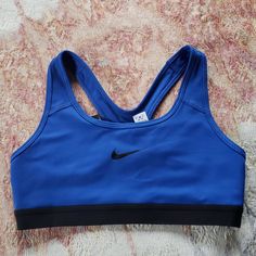 New No Damage Or Stains Smoke Free Home Bg8 Blue Nike Sports Bra For Training, Nike Blue Sports Bra With Moisture-wicking, Nike Blue Sports Bra For Training, Nike Blue Moisture-wicking Sports Bra, Nike Blue Sports Bra For Workout, Nike Sporty Blue Sports Bra, Casual Blue Racerback Sports Bra, Tops Nike, Nike Training