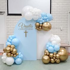 Baby Blessing Party, Balloon Flower Decorations, Baptism Decorations Boy, Balloon Bar, Christening Balloons, Baby Shower Balloon Arch, Recuerdos Primera Comunion Ideas, Flower Walls, Baby Birthday Themes