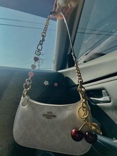 Coach Terry Shoulder Bag, Coach Aesthetic Bag, Coach Teri Shoulder Bag Aesthetic, Teri Bag Coach, Teri Coach Bags, Coach Teri Shoulder Bag Outfit, Coach Purses Aesthetic, I Want Choo Perfume, Coach Purse Aesthetic