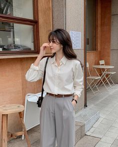 Korea Office Outfit, Korean Casual Outfits Girl, Women Formal Wear Work Outfits, Simple Outfits For Work, Korean Work Fashion, Korean Work Outfit Business Casual, Stylish Outfits Korean, Work Outfits Women Korean, Korean Women Outfits