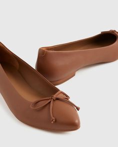 Women’s Flats, Brown Ballet Shoes, Neutral Flats, Pointy Flats, Era Fashion, Flats For Women, Brown Riding Boots, Designer Flats, Brown Leather Shoes