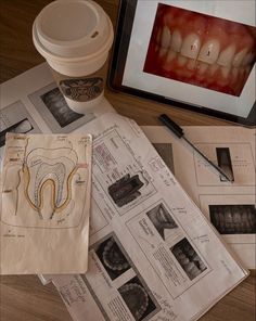 Dental School Studying, Dental Study Aesthetic, Studying Dentistry Aesthetic, Dental Hygiene Study, Female Dentist Aesthetic, Studying Dentistry, Dentistry Wallpaper, Dental Student Aesthetic