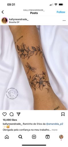 a woman's arm with flowers on it, and the words written in spanish