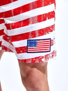 Celebrate your patriotism in style with our American Flag Print Swim Shorts. Crafted with care, these swim shorts showcase a vibrant and eye-catching design that proudly displays the stars and stripes of the American flag. Details: Pattern Type: Striped, Flag Details: Drawstring Type: Bottoms Bottom Type: Shorts Fabric: Non-Stretch Composition: 100% Polyester Care Instructions: Machine wash, do not dry clean Size Chart (Inches): Size US Bottoms Length Hip Size Waist Size S 36 16.9 41.7 29.1-40.9 Moisture-wicking Swimwear For Sports, Short Swim Trunks For Summer Sports Events, Summer Short Swim Trunks For Sports, Summer Sports Shorts, Casual Beach Shorts With Flag Print, Summer Sports Event Bottoms In Short Length, Casual Beach Bottoms With Flag Print, Casual Flag Print Bottoms For Beach, Casual Bottoms With Flag Print For Beach