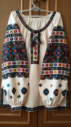 Ladies Shirt Design, Boho Styl, Pakistani Fashion Casual, Salwar Kamiz, Casual Wear Dress, Trendy Dress Outfits, Sleeves Designs For Dresses, Trendy Fashion Tops, Designer Dresses Casual