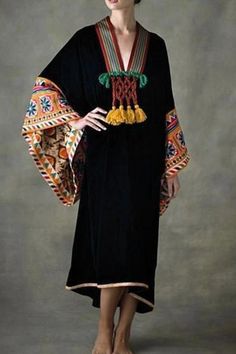 KAVAW - Ethnic Pattern Kaftan Maxi Dress Folk Style V-neck Kaftan For Festival, Black Kaftan For Eid, Black Long Sleeve Festival Kaftan, Bohemian Black Kaftan For Eid, Black Bohemian Kaftan For Eid, Traditional Black Dress With Kimono Sleeves, Bohemian V-neck Kaftan For Eid, Traditional Black Free Size Kaftan, Black Tunic Kaftan For Festival