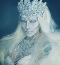 Halloween Harry Potter, Make Up Designs, Creepy Halloween Makeup, Christmas Makeup Look, Ice King, White Witch, Fx Makeup, Horror Movie Characters