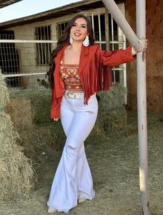 Skirt Vaquera Outfit, Vaquera Outfit Mexican, Vaquera Fits, Charro Outfit, Country Chic Outfits, Cowboy Boot Outfits