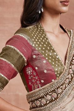 Buy Gold Handwoven Cotton Tissue Embroidery Dori V Kakoli Mughal Saree With Blouse For Women by Sue Mue Online at Aza Fashions. Blouse Patterns For Lehenga, Blouse Designs For Lehenga, Dori Blouse, Gold Blouse Designs, Mughal Pattern, Draping Ideas, Choli Design, Wedding Kurta