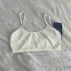 Brandy Melville Heart Printed Bralette One Size Condition: Nwt Color: White / Blue Details : - Adjsutable Straps - Comfy Extra: - I Ship Between 1-2 Days Heart Print, Brandy Melville, Women's Intimates, Brandy, White Blue, Bralette, Color White, Outfit Inspo, Women Shopping