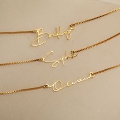 This stunning name necklace features a beautiful cursive font, perfect for those looking to add a personalized touch to their jewelry collection. Made with high-quality materials, this necklace can be customized with the name of your choice. A thoughtful and unique gift for a loved one or a special treat for yourself.How to order: leave your name in the order note (at the checkout).Material: Stainless Steel. Necklace Chain Types, Letter Jewelry, Name Necklaces, Gold Name Necklace, Gold Choker Necklace, Custom Name Necklace, Chain Choker, Custom Necklace, Stainless Steel Necklace