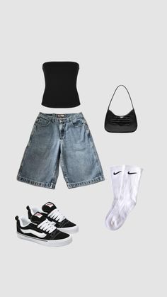 First Day Of School Fits, Skater Outfits, Dancers Outfit, Cute Wallpaper For Phone, School Fits, Street Style Outfit, Dream Wardrobe, Cool Outfits