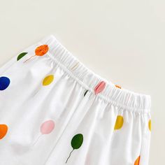 Brighten up your baby's summer wardrobe with our Colorful Balloon-Print Short Sleeved Tee & Shorts Set! 🎈👶 Perfect for little ones aged 6-36 months, this casual set features a delightful balloon print that adds a playful touch to any summer day. Crafted from soft and breathable Odile fabric, made of 100% cotton, it ensures your baby stays cool and comfortable. The short-sleeved tee with an O-neck collar and matching shorts provide a snug, true-to-size fit, making it easy for your little explor Printed Balloons, Girls Blouse, Romper Outfit, Colourful Balloons, Boys Set, Jogger Set, Boys Top, Casual Sets, Summer Baby