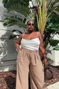 Plus Size Neutral Outfit Summer, Curves Outfit, Spring Outfits Plus Size, Plus Outfits, Plus Size Spring Outfits, Body Plus Size, Simple Spring Outfits