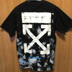 Off-White T-shirt Off White Tshirt, Clothes Diy, White T, White Tshirt, Diy Clothes, Shirt Shop, Black Shirt, Off White, Size Medium