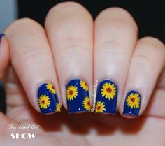 Sunflower Nail, Sunflower Nail Art, Make Up Studio, Pedicure Designs, Nail Art Designs Summer, Her Nails, Simple Nail Art Designs, Wedding Nails Design