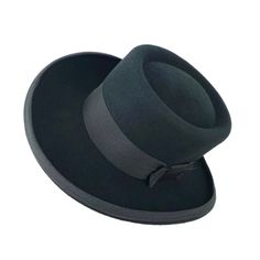 Telescope hat in western style Made of 200 grams of merino wool felt capeline (7.05 ounces) . It is a high quality felt that retains the shape of the hat. Garnished with a black grosgrain ribbon of 5 centimeters wide, and a small 2.5 cm folded grosgrain ribbon tracing the raised end of the brim hat. Elegant cowboy telescope hat for man and woman. You can choose between a grosgrain ribbon inside or a genuine leather inner band If you want, you can choose a different color for your hat by choosing Classic Top Hat For Western-themed Winter Events, Formal Western Boater Hat With Wide Brim, Wide Brim Felt Hat For Rodeo In Winter, Black Felt Hat With Flat Crown For Ranch, Vintage Black Top Hat For Western-themed Events, Black Wide-brim Riding Hat, Black Wide Brim Riding Hat, Western Style Boater Hat With Flat Crown For Rodeo, Western Boater Hat With Flat Crown For Country Events