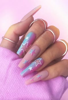 Nail Decorations Ideas, Star Nails Coffin Shape, Almond Star Nails, Simple Star Nails, Nail Art Designs Elegant, Nail Design Star, Short Star Nails, Star Nail Ideas, Cosmic Nails