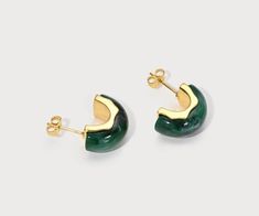 The jade stones, with their serene green hue, bring a sense of tranquility, while the golden hoops add a touch of luxury. Whether you're dressing up for a special occasion or adding a hint of refined glamour to your everyday look, the Golden Jade Whispers Hoop Earrings are the perfect choice for those who appreciate understated sophistication. Product size: 20 × 25cm Sterling silver posts 18K gold-plated brass Unscented Soap, Golden Hoops, Jade Stone, Recycled Gold, Cuff Earrings, Pearl Jewelry, The Golden, Everyday Look, Size 20