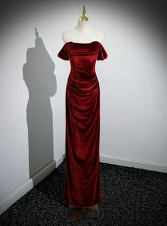 Formal Velvet Ruched Dress, Ruched Velvet Evening Dress, Ruched Velvet Gala Dress, Velvet Ruched Dress For Gala, Formal Ruched Velvet Dress, Formal Red Velvet Evening Dress, Red Velvet Evening Dress For Formal Occasions, Red Velvet Formal Evening Dress, Evening Strapless Velvet Dress