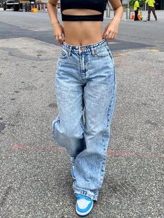 Basic Wash Straight Leg Boyfriend Jeans - AnotherChill Preppy Basics, Woman Pants, Street Y2k, Jeans Street Style, Jeans Woman, Middle Age Fashion, Vintage Preppy, Fashion Aesthetics, Jeans Y2k