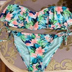 Never Worn, In Great Condition. Top Is Large And Bottom Is Medium Forever 21 Swimwear For Spring, Floral Bathing Suit, Floral Bathing Suits, Suit Set, Bathing Suit, Womens Swim, Bathing Suits, Forever 21, Color Blue