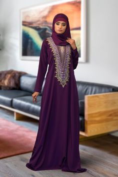 Colorful Abaya, Embroidery Islamic, Abaya Gown, Habits Musulmans, Satin Abaya, Designer Embroidery, Dress Abaya, Arabic Dress, Modest Maxi Dress