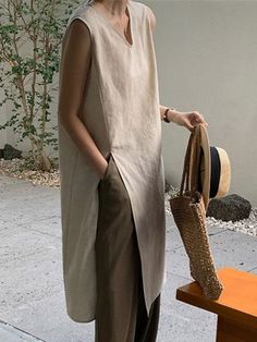 Loose Sleeveless Solid Color Split-side V-neck Vest Top BLACK-S Solid V-neck Vest For Spring, Spring Casual V-neck Vest, Casual Sleeveless Khaki Vest, Casual V-neck Vest For Summer, Casual V-neck Summer Vest, Casual Khaki Sleeveless Vest, Casual Beige V-neck Vest, Plain Midi Dress, Loose Tank Tops