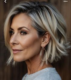 Timeless Looks, Haircuts For Women Over 50, Gorgeous Hairstyles, Hairstyles And Haircuts, Chin Length Hair, Hairdos For Short Hair