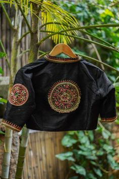 Black raw silk chinese collar blouse with jadau mandala design Boat Neck Embroidery Designs, Embroidery Magic, Mom Daughter Outfits, Cutwork Blouse, Embroidery Painting, Cotton Blouse Design