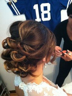 Loveee this updo Hair Dues, Prom 2k17, Wedding Hairs, Sanggul Modern, Bridal Styles, Romantic Wedding Hair, Elegant Wedding Hair, Hair Done, Bride Hair