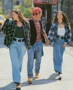 90s Decade Outfits, 90s Fashion Street Style, Decades Outfits, 90s Street Fashion, Retro Outfits 90s, Early 90s Fashion, 1990 Style, Looks Hip Hop