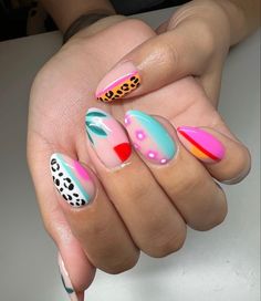 Jungle Nails Design, Easter Nail Ideas Spring, Mix Nails, Safari Nails, Summer Nails Art Designs, Summertime Nails, Easter Nail Ideas, Summer Nails Coffin