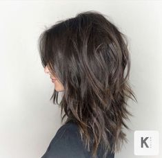 Textured Layer Haircut, Long Textured Haircut Layered Cuts, Medium Length Choppy Haircuts, Modern Emo Hair, Medium Length Haircut Edgy, Haircuts Bangs, Medium Shag Haircuts