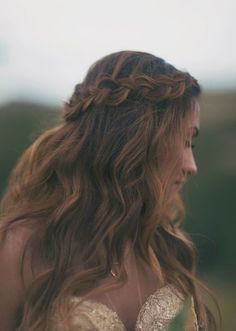 Dreamy Down 'dos - Wedding Hair 2014 - Wedding Blog | Ireland's top wedding blog with real weddings, wedding dresses, advice, wedding hair styles, wedding venue guides and more Hair Styles 2014, Braided Hairstyles For Wedding, Boho Braids, Boho Hairstyles, Wedding Hair And Makeup, Homecoming Hairstyles, Hair Dos, Down Hairstyles, Bridesmaid Hair