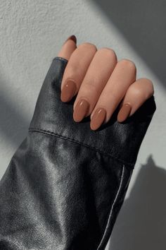 15 Drool-Worthy Fall Nail Colors For Pale Skin Tones That SLAY! Cool Skin Tone Nails, Nails For A Tan Skin, Pale Skin Fall Nails, Nails Fair Skin Tone, Nails Pale Skin Tone, Best Color Nails For Fair Skin, Nail Art For Medium Skin Tone, Medium Skin Tone Nails, Nails Colors For Pale Skin