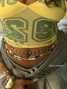 Waist Beads Over Clothes, Waist Bead Outfit, Waist Beads Black Women, Waist Beads Aesthetic, Beads Clothes, Boho Fits, Waist Jewelry, Earthy Jewelry, Indie Girl