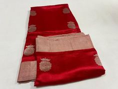 It's a beautiful Original chanderi handloom pure pattu soft silk saree . All over minakari teeli work jaal handmade nakshi border including running plane blouse. Saree length: 6.40m, width: 46in  [ saree 5.50m, blouse 90cm ] Dry clean only . Please note - color may be vary a little due to sunlight and photography . Please message us after purchasing in case you want fall and Pico done it not . No extra charges for fall and Pico but inform us . Blouse stitching is also available . Festive Tissue Silk Saree, Silk Mark Certified, Festive Tissue Silk Saree With Silk Mark Certification, Festive Tissue Silk Saree Silk Mark Certified, Festive Silk Mark Certified Tissue Silk Saree, Festive Tissue Silk Saree With Silk Mark, Festive Unstitched Silk Mark Certified Saree, Unstitched Katan Silk Saree With Silk Mark Certification, Festive Banarasi Silk Saree, Festive Katan Silk Saree Silk Mark Certified