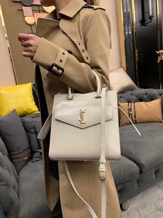 Size: Standard Size It comes with Dust box, Care manual, Tag, and Paper bag. Yves Saint Laurent Bags, British Indian Ocean Territory, Branded Handbags, Luxury Accessories, Christmas Sale, Grade 1, Exclusive Collection, Travel Luggage, Caribbean Netherlands