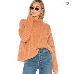 Orange / Rust Turtleneck. Brand New. Never Been Worn! Papaya Color, Pullovers Outfit, Color Outfits, Fox Sweater, People Brand, Boho Sweater, People Women, Free People Clothing, Knit Turtleneck Sweater