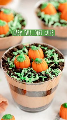 an easy fall dirt cups recipe with pumpkins and sprinkles on top