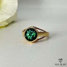 Description  Ring in 585 yellow gold with an approx. 3 carat real round emerald Material: 14k yellow gold Gemstones: approx. 3ct emerald Item number: 03133 Band width: 2.5 mm Ring size: 55 Gold and silver jewelry is our passion that we love and live by. It's worth taking a look at our Etsy shop for many other beautiful pieces of jewelry. We regularly expand our portfolio so that we can always offer you new favorite pieces. Among them you will also find many handmade products that are produced wi Green Emerald Ring For May Birthstone, Yellow Gold Solitaire Jewelry For May Birthstone, Modern Yellow Gold Emerald Ring With Birthstone, Elegant Gold Emerald Ring With Round Stone, Elegant Round Emerald Ring In Gold, Gold Rings For May Birthstone, Gold Emerald Solitaire Birthstone Ring, Gold Solitaire Emerald Birthstone Ring, Classic Yellow Gold Emerald Ring