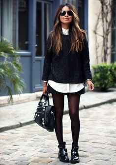 Ankle Boots Skirt, Shorts Styling, How To Wear Ankle Boots, Rok Mini, Walking Down The Street, Pullover Outfit, Looks Black, Business Outfit