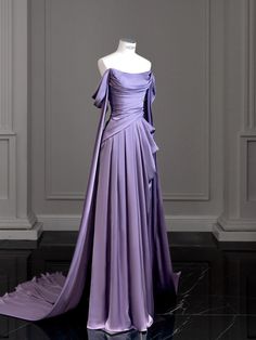 Purple Satin Prom Dress, Purple Evening Dress, Chique Outfits, Prom Dress Inspiration, Pretty Prom Dresses, فستان سهرة, Formal Party Dress, Purple Satin, Satin Prom Dress